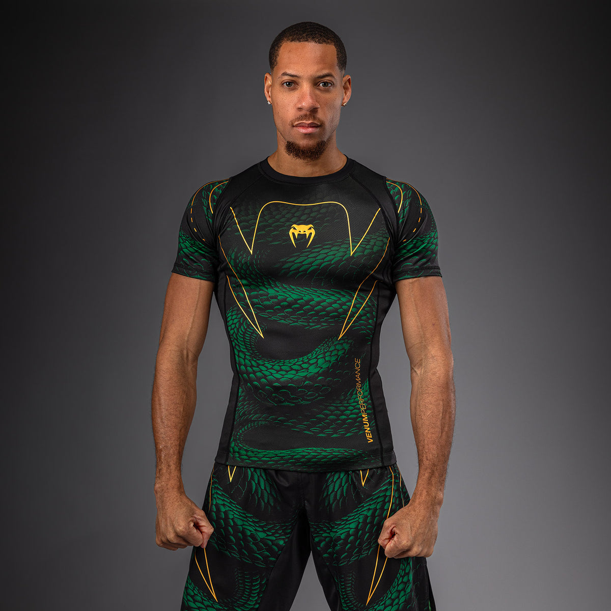 Rashguard à Manches Courtes Venum Matupa - Noir/Vert/Or - product-type_T-Shirts de Compression