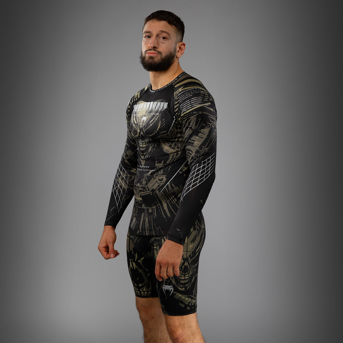 Rashguard à manches longues Venum Invader - Noir/Sable - product-type_T-Shirts de Compression
