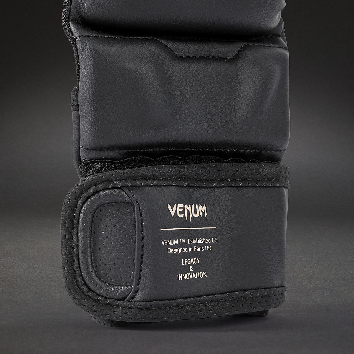 Gants de sparring MMA Venum Impact Evo - Noir - product-type_Gants de Sparring