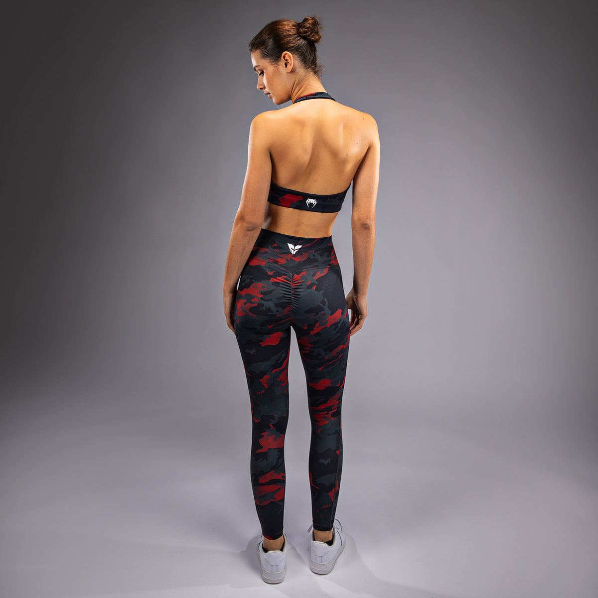 Brassière de sport pour Femmes Venum x Sophia Rose - Urban Red Camo - product-type_Brassières de sport