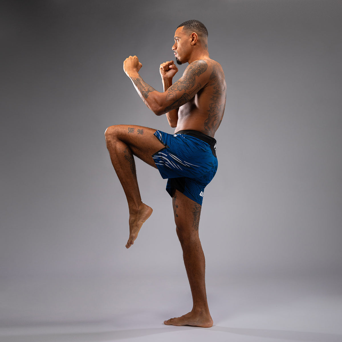 Shorts de Combat pour Hommes UFC Fusion by Venum Authentic Fight Night - Coupe Courte - Bleu - product-type_Shorts de MMA