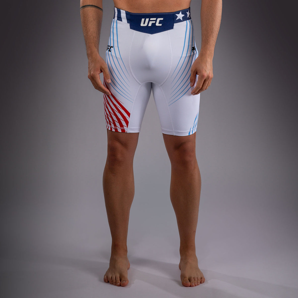 Official UFC Freedom 250 by Venum Authentic Fight Night Short Vale Tudo pour homme - Blanc - product-type_Shorts de compression