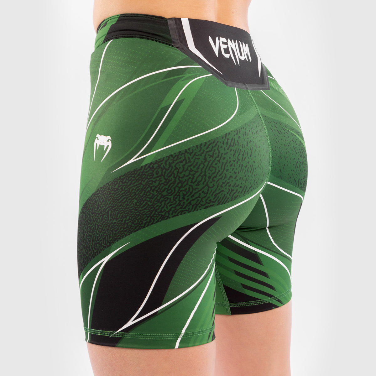 Short de compression pour Femmes UFC Venum Authentic Fight Night - Coupe Longue - Vert - product-type_Shorts de compression