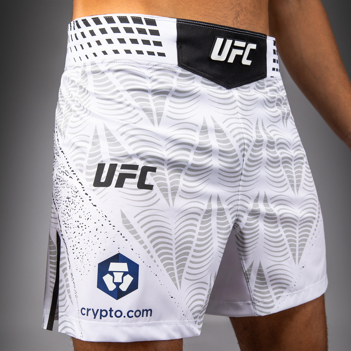 Short de combat coupe courte Homme UFC Zenith by Venum Authentic Fight Night - Blanc - product-type_Shorts de MMA