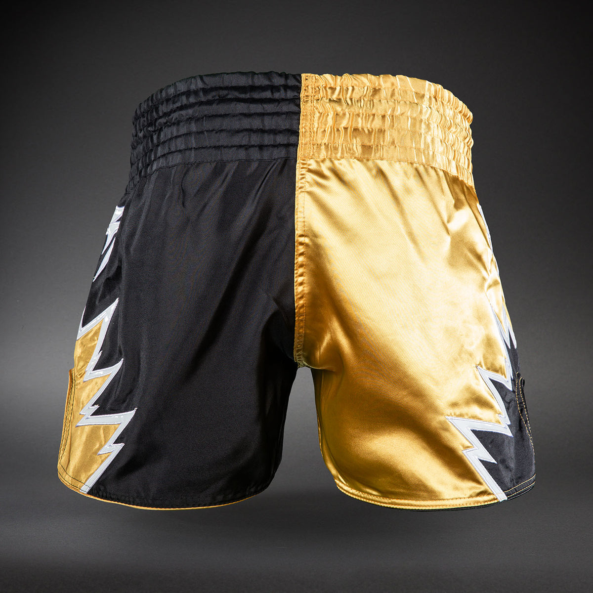 Short de Muay Thai Venum Inferno 2.0 - Noir/Or - product-type_Shorts de Muay Thai