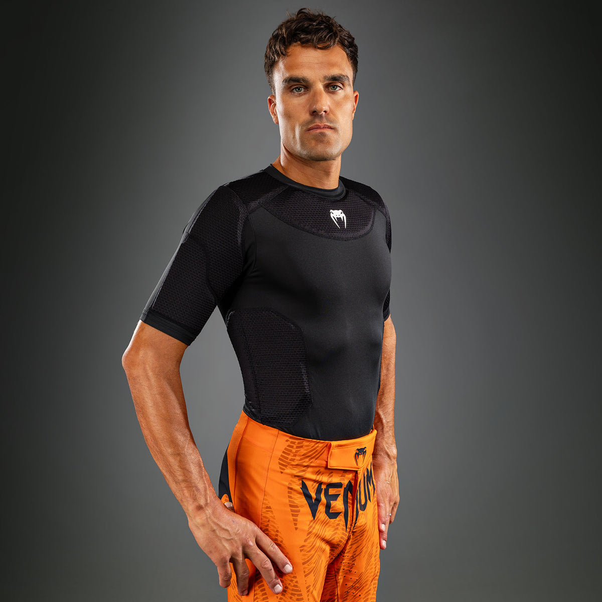 T-shirt de protection Venum MX Basics Performance Underwear - Noir/Blanc - product-type_T-Shirts