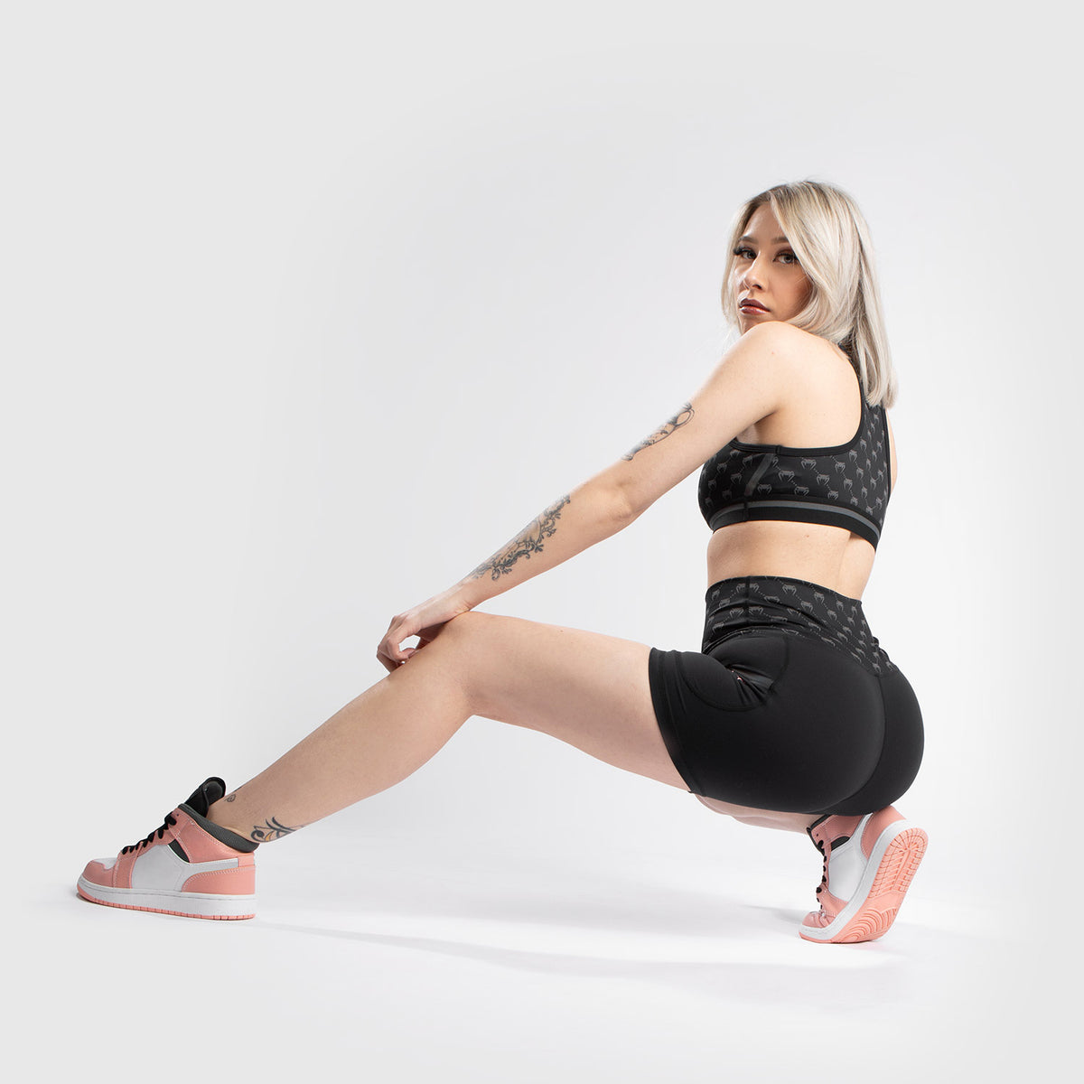 Short De Compression Venum Monogram - Pour Femme - Noir/or rose - product-type_Shorts de compression