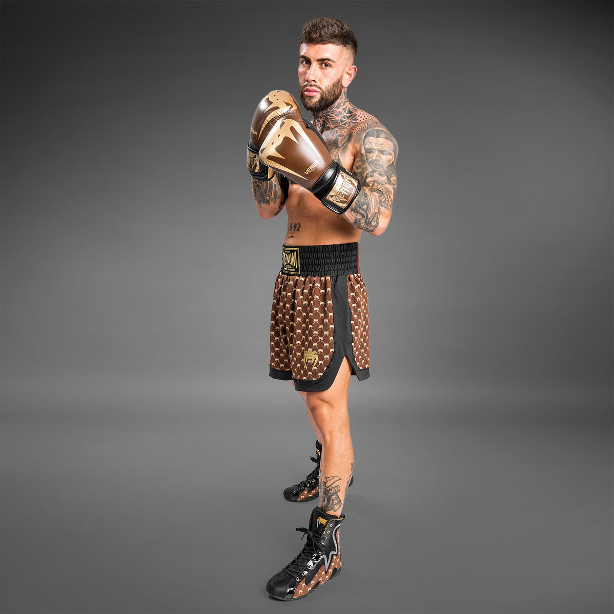 Short de Boxe Venum Monogram - Noir/Marron - product-type_Shorts de boxe