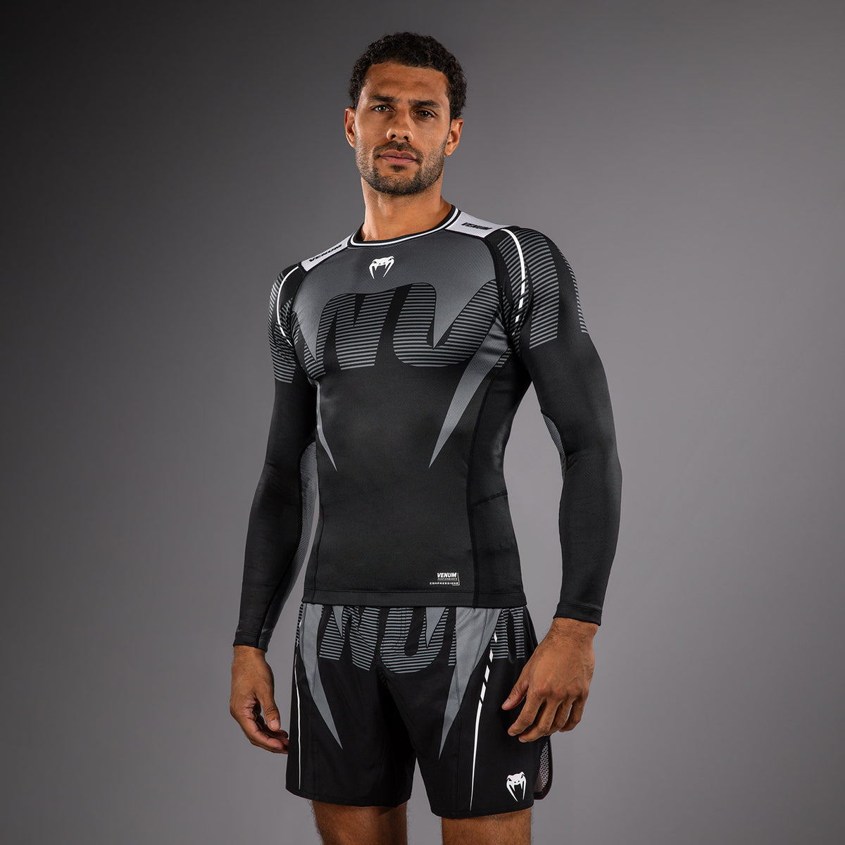 Rashguard Manches Longues Venum Adrenaline – Noir/Gris Argenté - product-type_T-Shirts de Compression