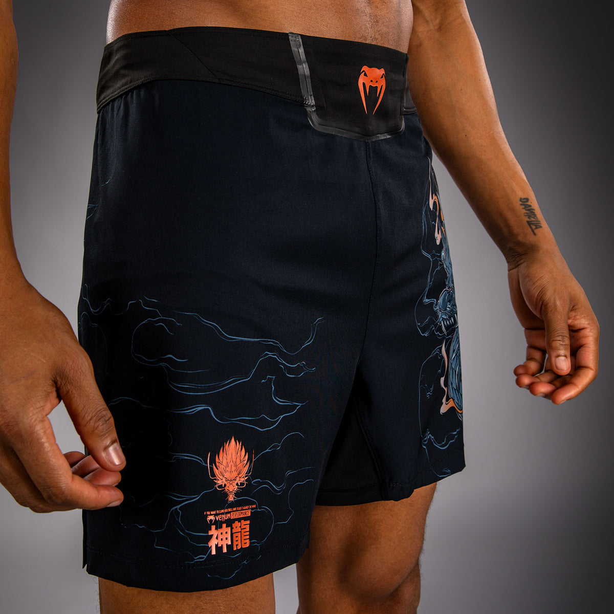 Short de Combat Venum Thunder Dragon – Noir/Gris/Cuivre - product-type_Shorts de MMA