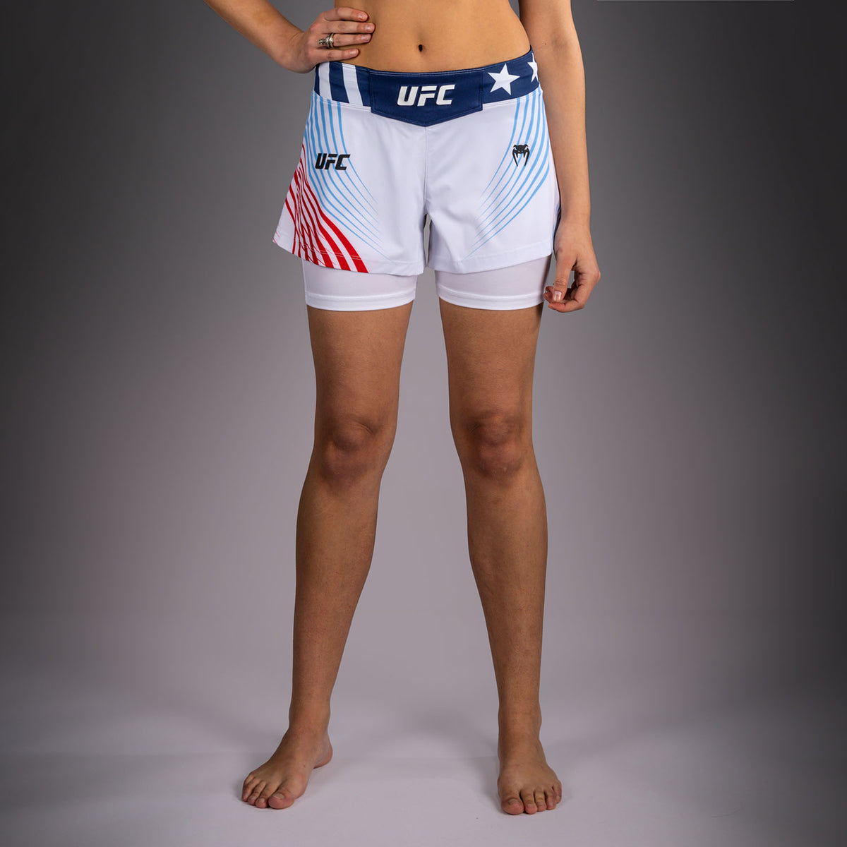 Official UFC Freedom 250 by Venum Authentic Fight Night Short de combat pour femme - Blanc - product-type_Shorts de MMA