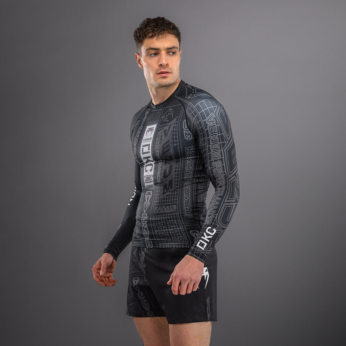 Rashguard à Manches Longues Karate Combat by Venum – Noir/Gris - product-type_T-Shirts de Compression