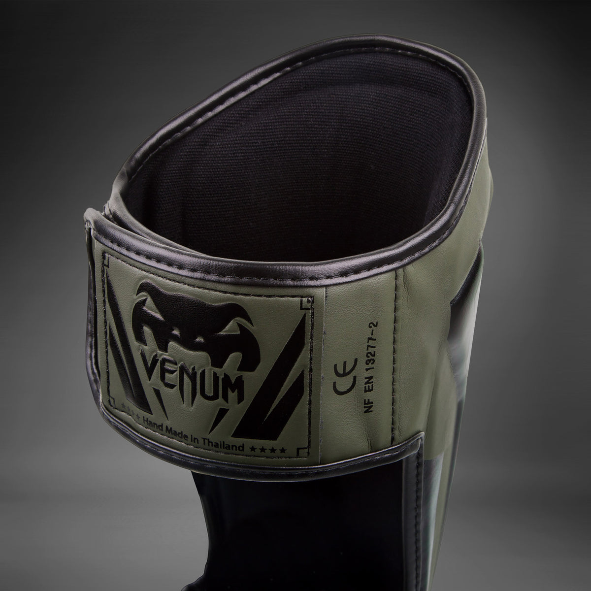 Protège-tibias Venum Elite - Kaki/Noir - product-type_Protège-tibias