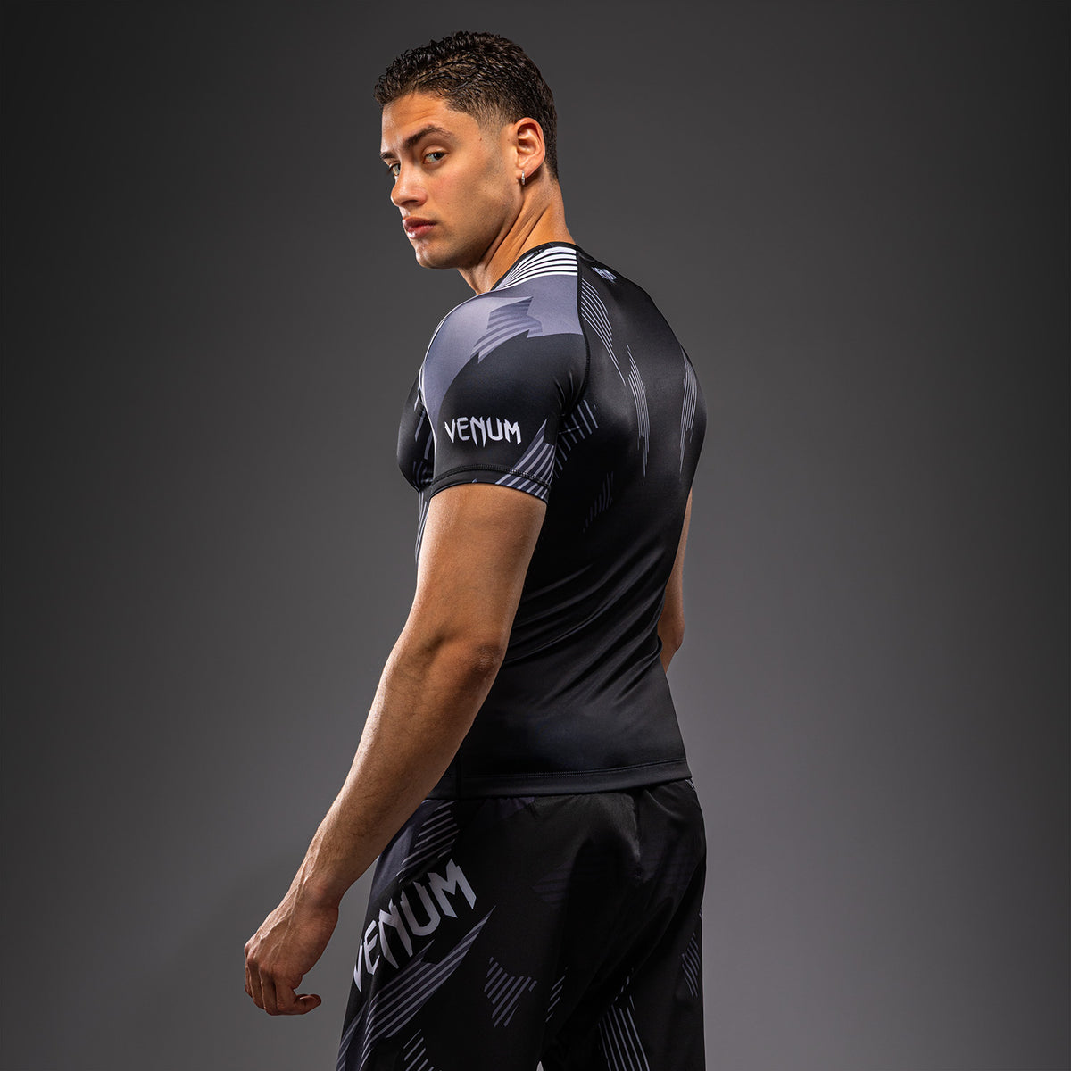 Rashguard à Manches Courtes Venum No-Gi 6.0 - Noir/Blanc - product-type_T-Shirts de Compression