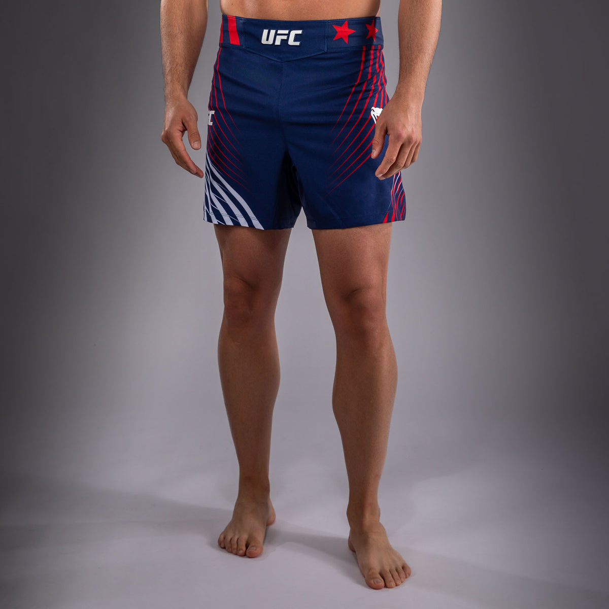 Official UFC Freedom 250 by Venum Authentic Fight Night Short de combat coupe courte pour homme - Bleu - product-type_Shorts de MMA