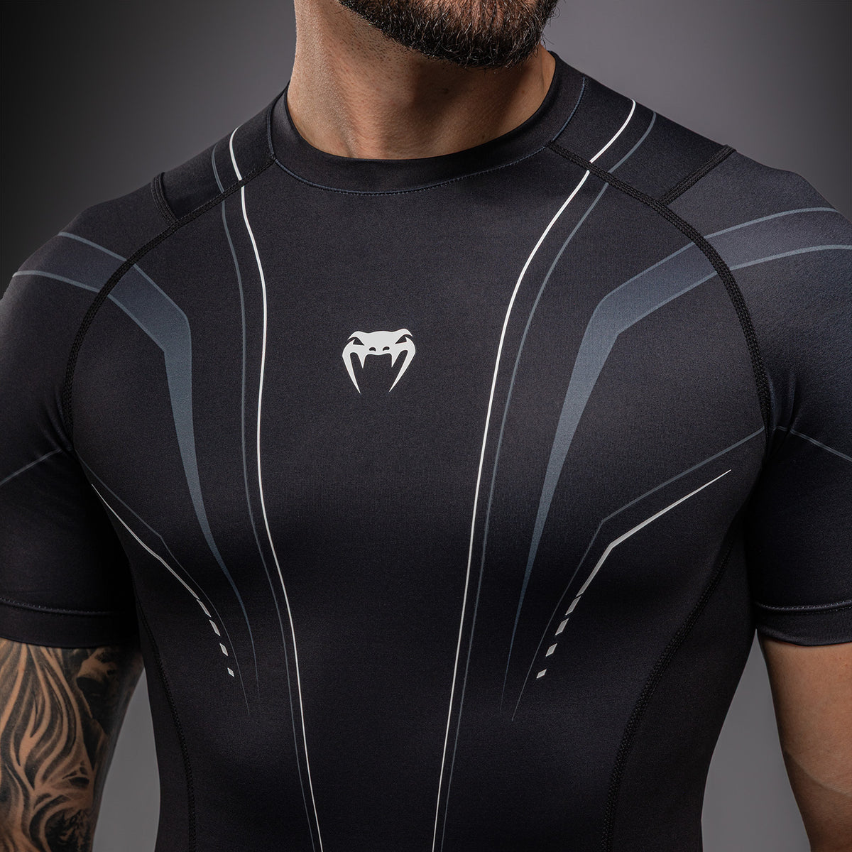 Rashguard à Manches Courtes Venum Streamline – Noir/Blanc - product-type_T-Shirts de Compression