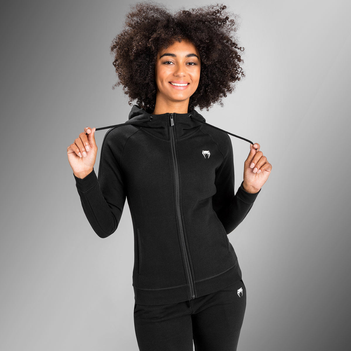 Sweatshirt à Capuche Zippé Venum Essential - Noir - product-type_Vestes