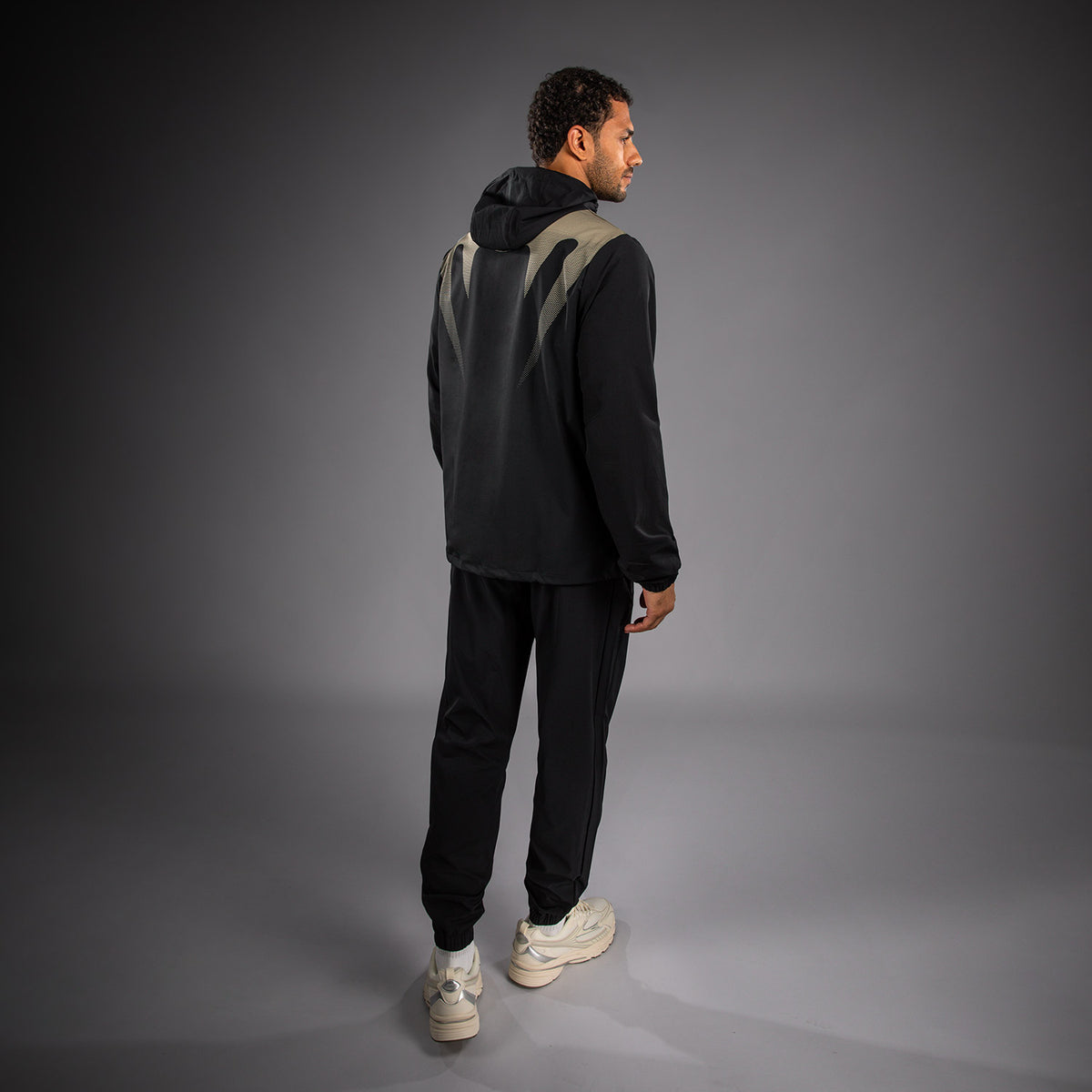 Veste de Survêtement Venum Adrenaline – Noir/Sable - product-type_Vestes