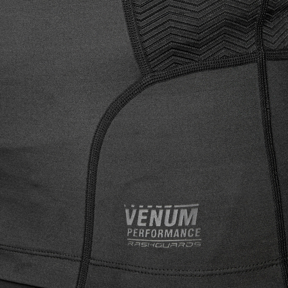 Rashguard Venum G-Fit - Manches Courtes- Noir - product-type_T-Shirts de Compression