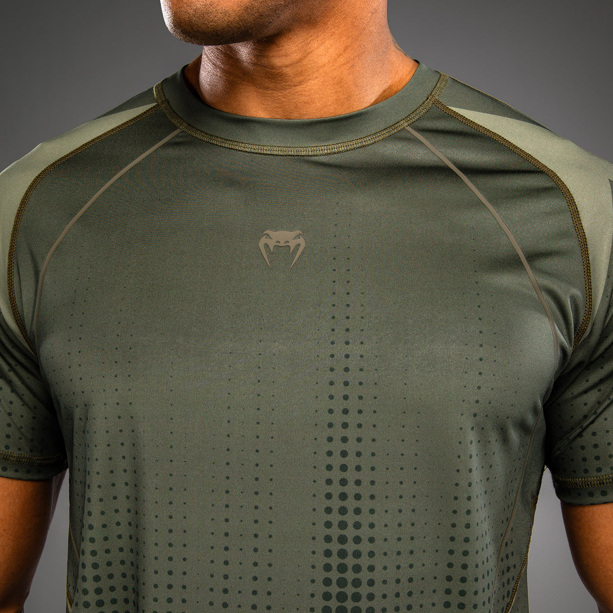 T-shirt Dry Tech Venum Stealth – Kaki/Vert Foncé - product-type_T-Shirts Dry Tech