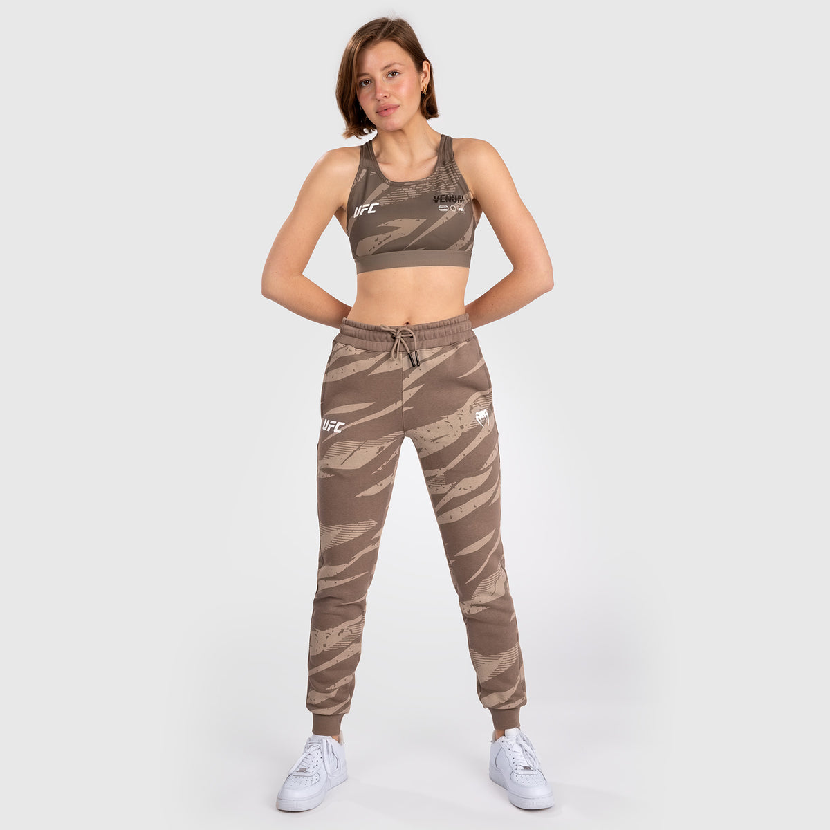 Pantalon en Coton pour Femmes UFC Adrenaline by Venum Fight Week - Desert Camo - product-type_Pantalons de jogging