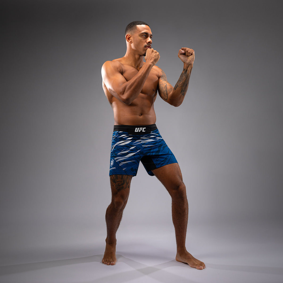 Shorts de Combat pour Hommes UFC Fusion by Venum Authentic Fight Night - Coupe Courte - Bleu - product-type_Shorts de MMA