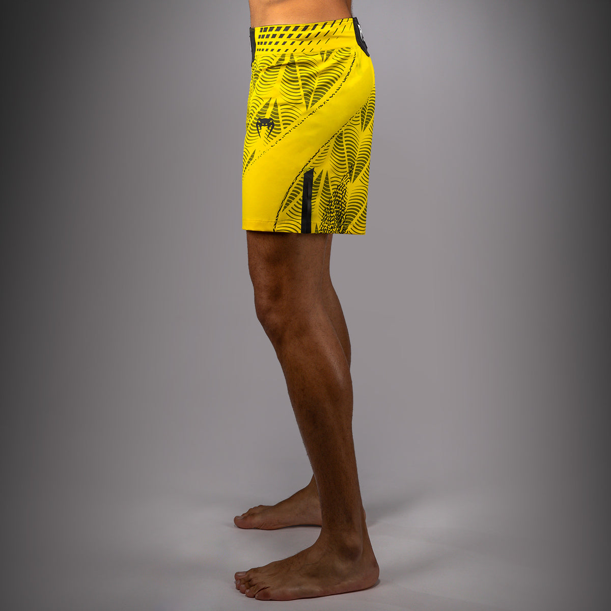 Short de combat coupe courte Homme UFC Zenith by Venum Authentic Fight Night - Jaune - product-type_Shorts de MMA