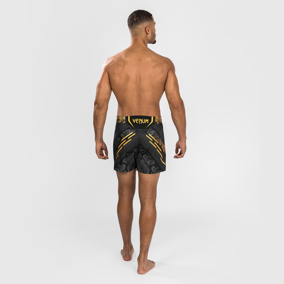 Short de combat personnalisé Coupe courte pour Hommes UFC Adrenaline by Venum Authentic Fight Night – Noir/Or - product-type_Shorts de MMA