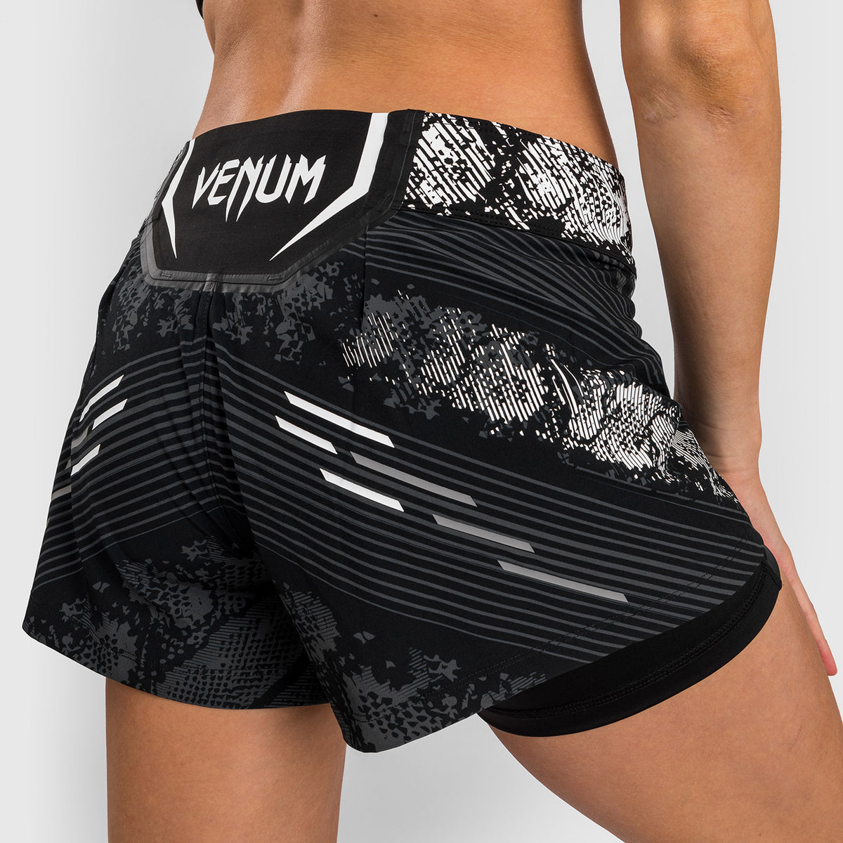 Short de Combat pour Femmes UFC Adrenaline by Venum Authentic Fight Night - Blanc - product-type_Shorts de MMA