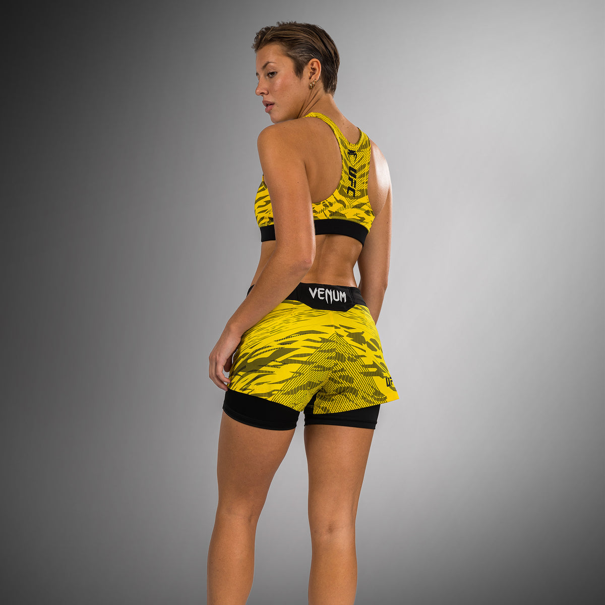 Shorts de Combat pour Femmes UFC Fusion by Venum Authentic Fight Night - Jaune - product-type_Shorts de MMA