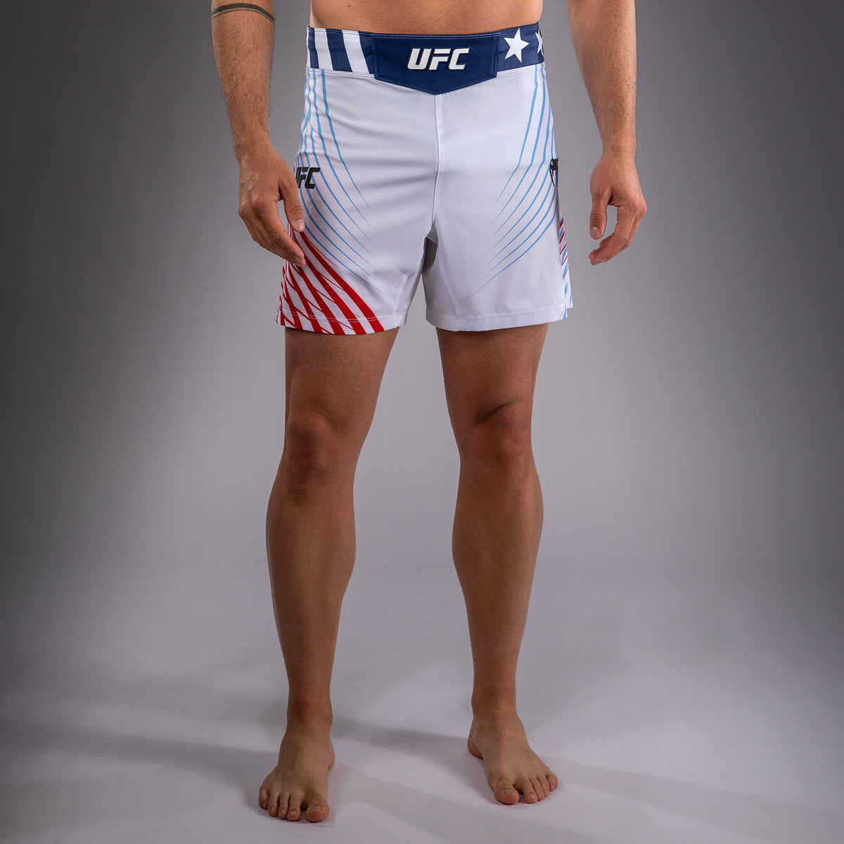 UFC Freedom 250 by Venum Authentic Fight Night Short de combat Personnalisé coupe courte pour homme - Blanc - product-type_Shorts de MMA