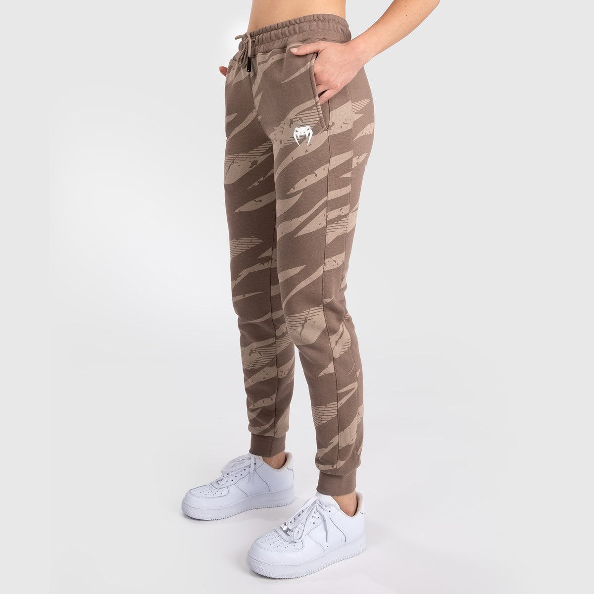 Pantalon en Coton pour Femmes UFC Adrenaline by Venum Fight Week - Desert Camo - product-type_Pantalons de jogging