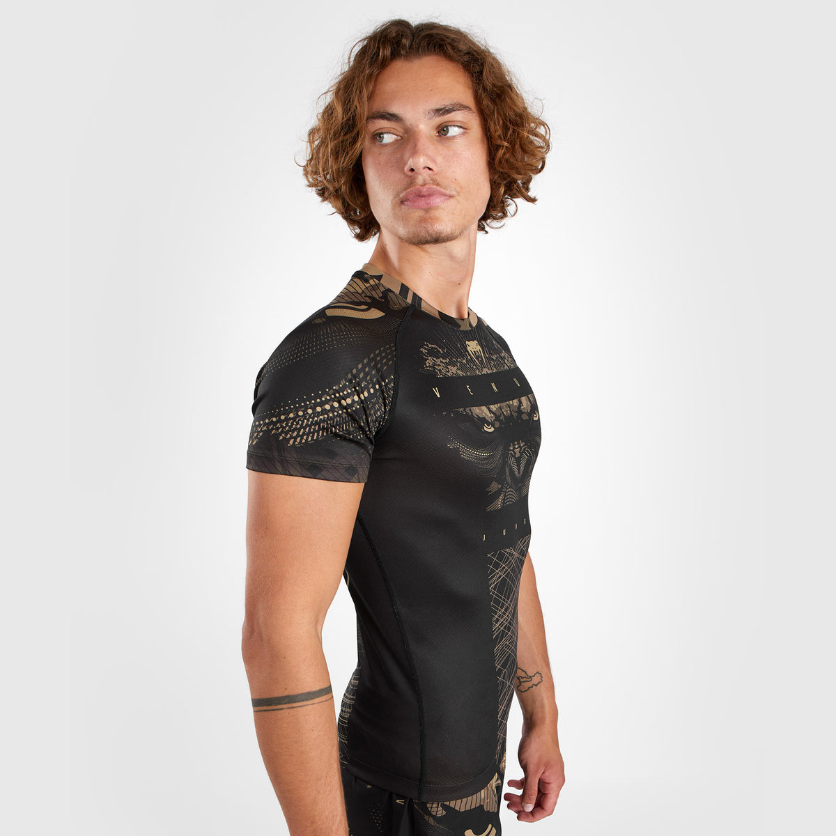 Rashguard à Manches Courtes Venum Gorilla Jungle - Noir/Sable - product-type_T-Shirts de Compression