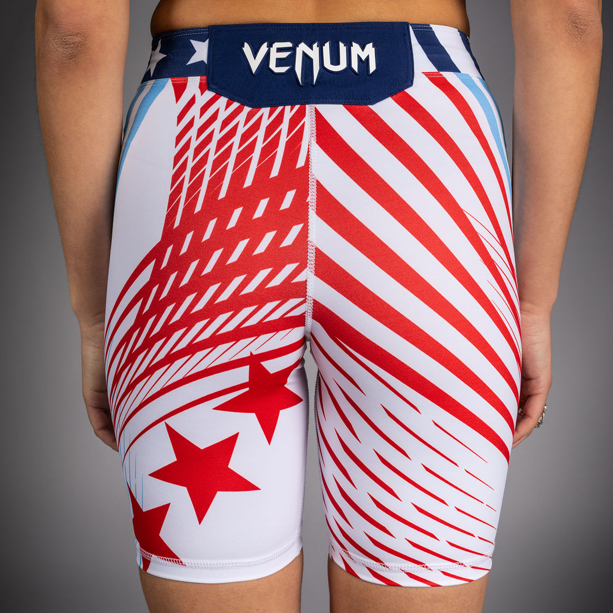 Official UFC Freedom 250 by Venum Authentic Short Vale Tudo coupe longue pour femme - Blanc - product-type_Shorts de compression