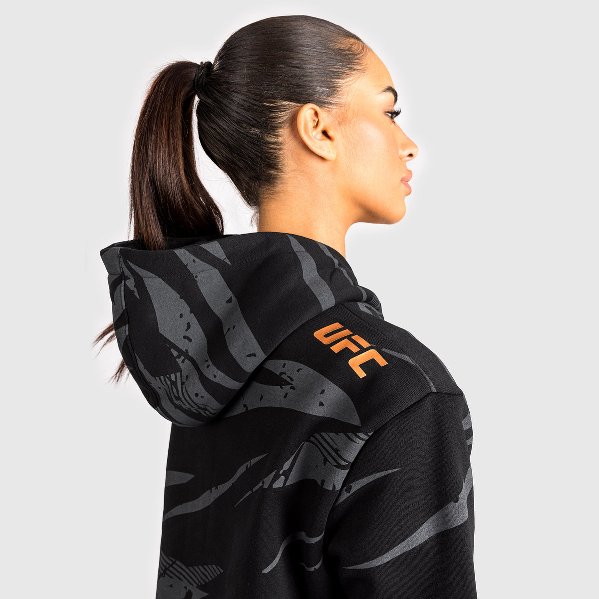 Sweatshirt À Capuche pour Femmes UFC Adrenaline by Venum Fight Week - Urban Camo - product-type_Sweatshirts