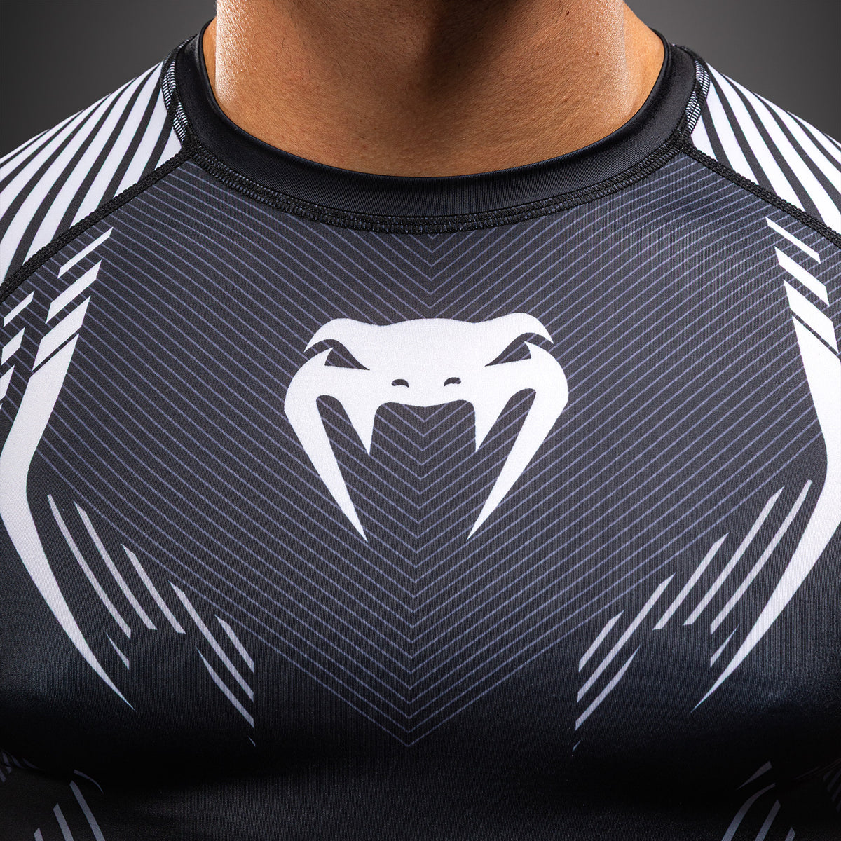 Rashguard à Manches Longues Venum No-Gi 6.0 - Noir/Blanc - product-type_T-Shirts de Compression