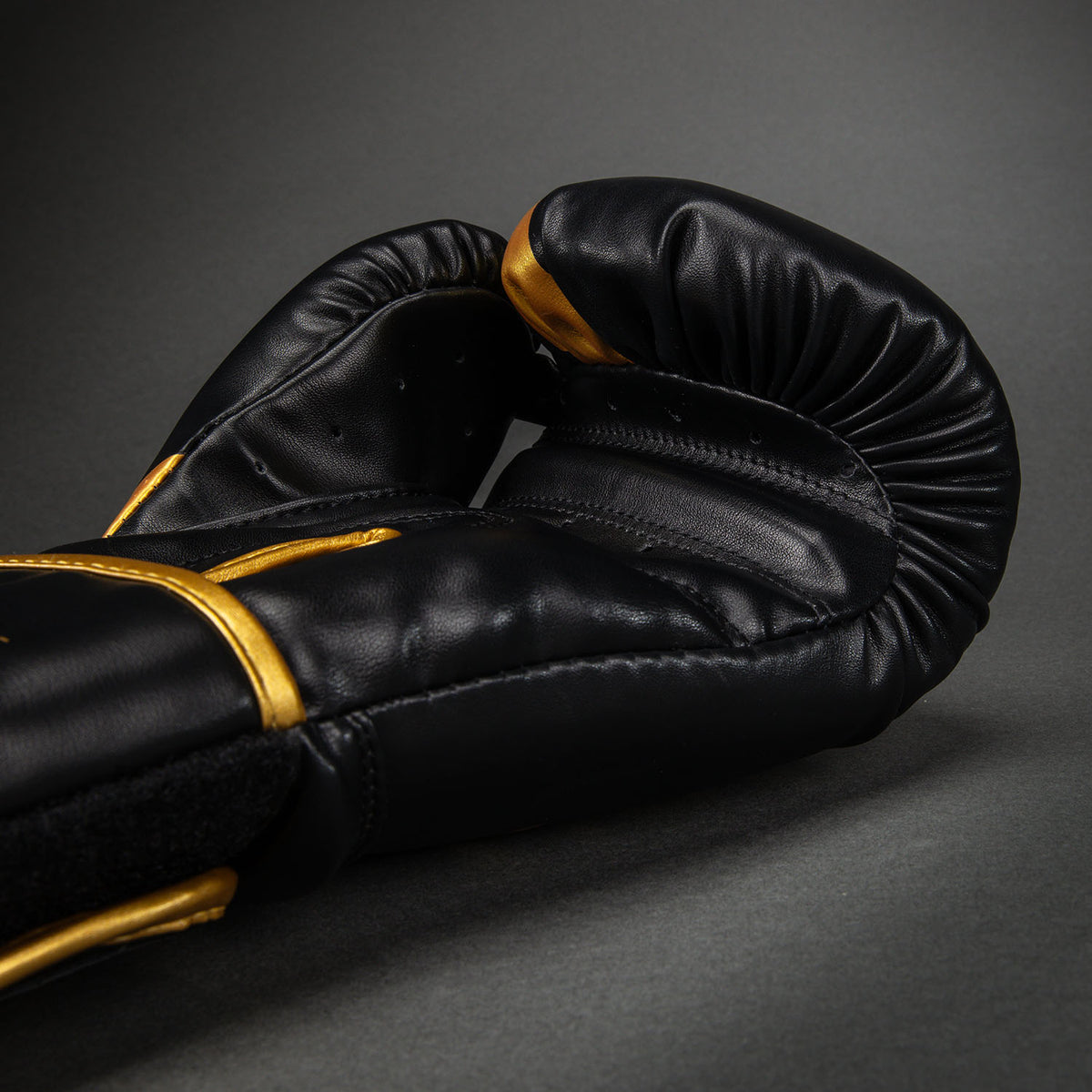 Gants de Boxe Venum Challenger 2.5 – Noir/Or - product-type_Gants de boxe