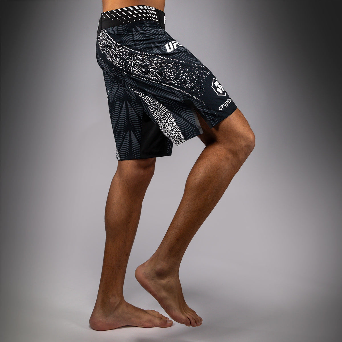 Short de combat coupe longue Homme UFC Zenith by Venum Authentic Fight Night - Noir - product-type_Shorts de MMA