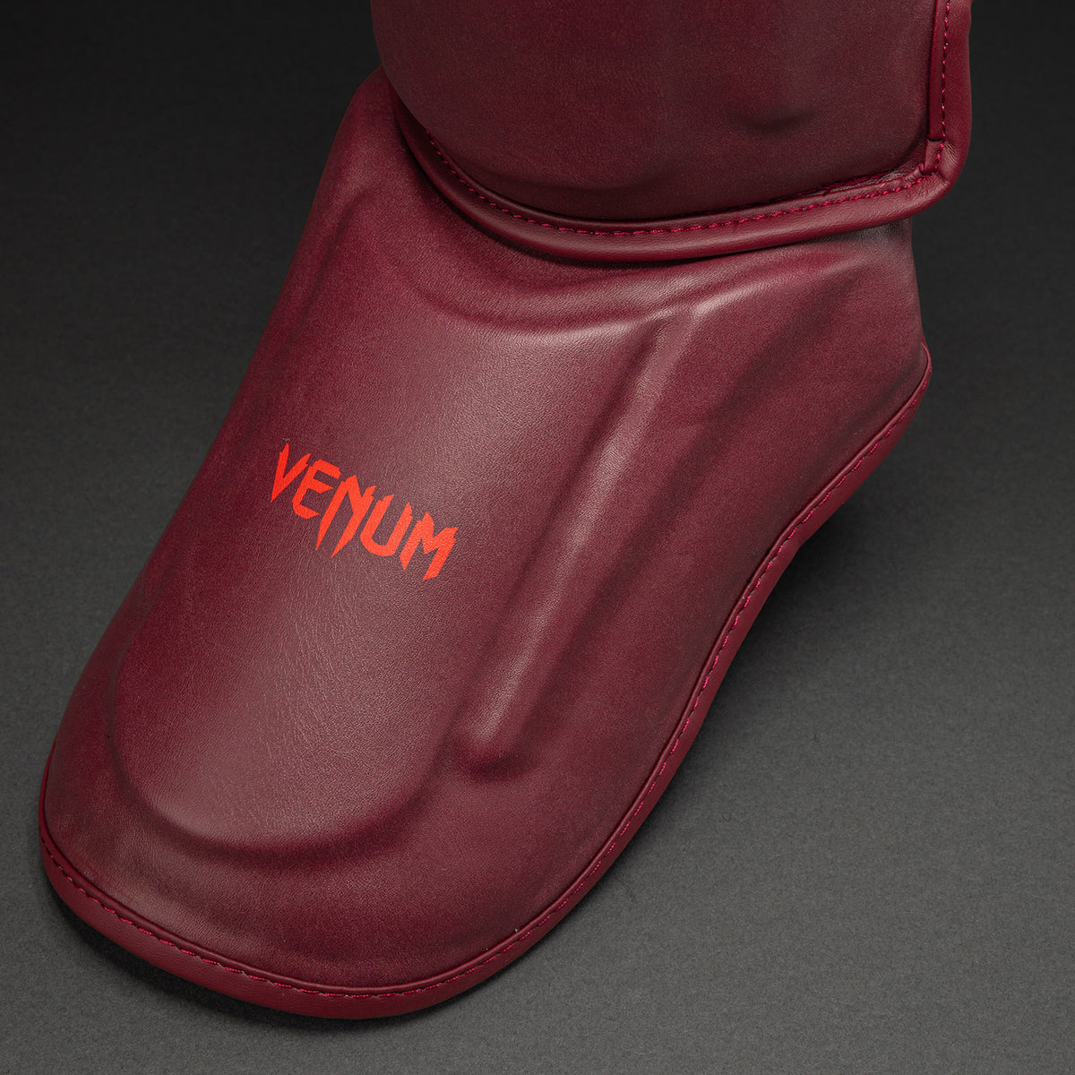 Protège-tibias Venum Spectre – Noir/Rouge - product-type_Protège-tibias