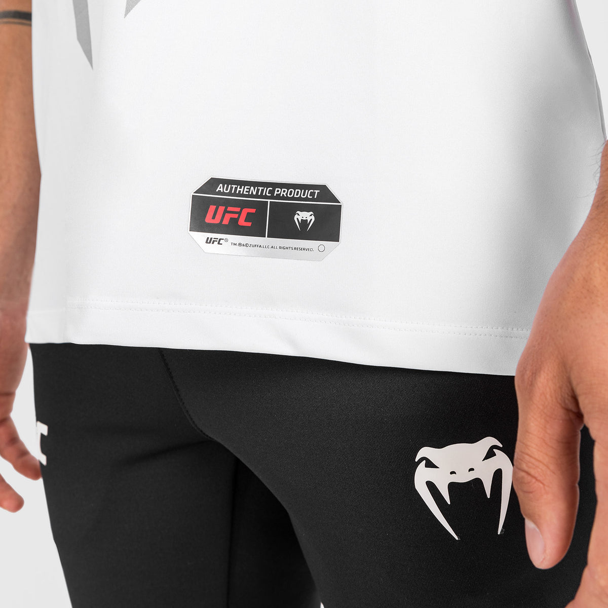 T-Shirt Technique Homme UFC Venum Authentic Fight Night 2.0 - Blanc - product-type_T-Shirts Dry Tech