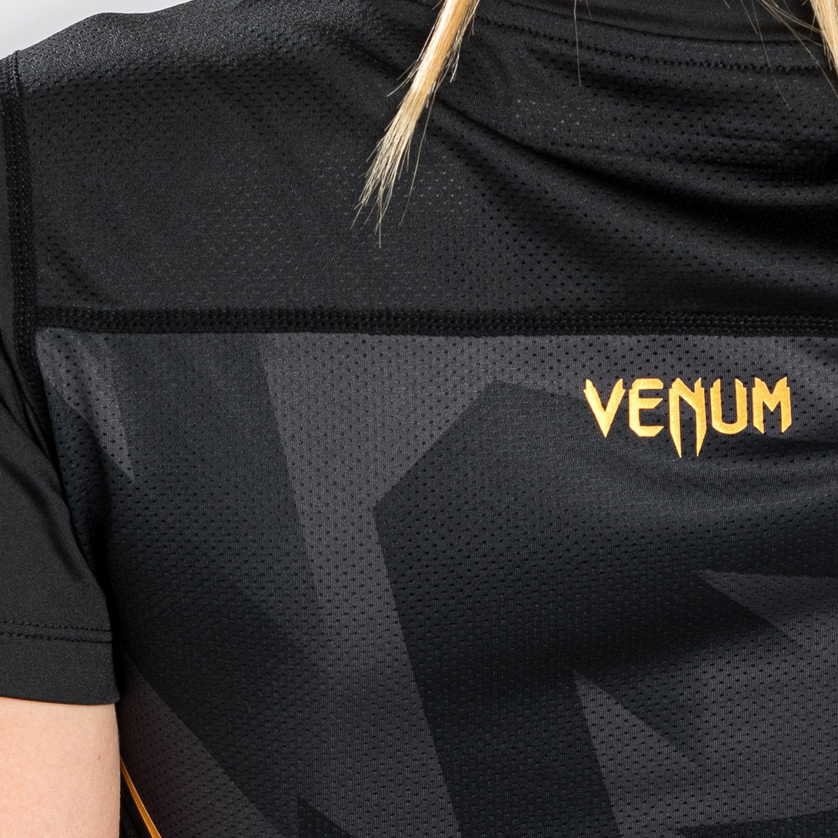 T-Shirt Dry Tech Venum Razor - Pour Femmes - Noir/Or - product-type_T-Shirts Dry Tech