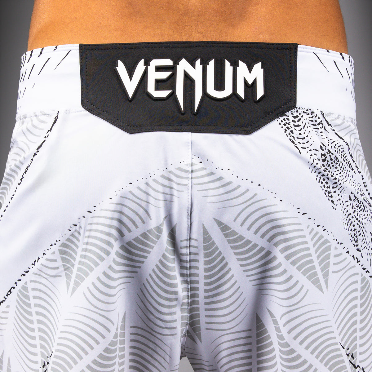 Short de combat coupe courte Homme Personnalisé UFC Zenith by Venum Authentic Fight Night - Blanc - product-type_Shorts de MMA