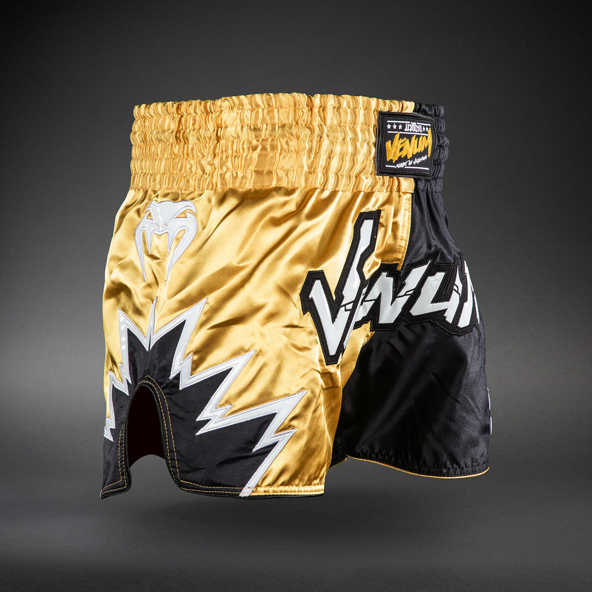 Short de Muay Thai Venum Inferno 2.0 - Noir/Or - product-type_Shorts de Muay Thai