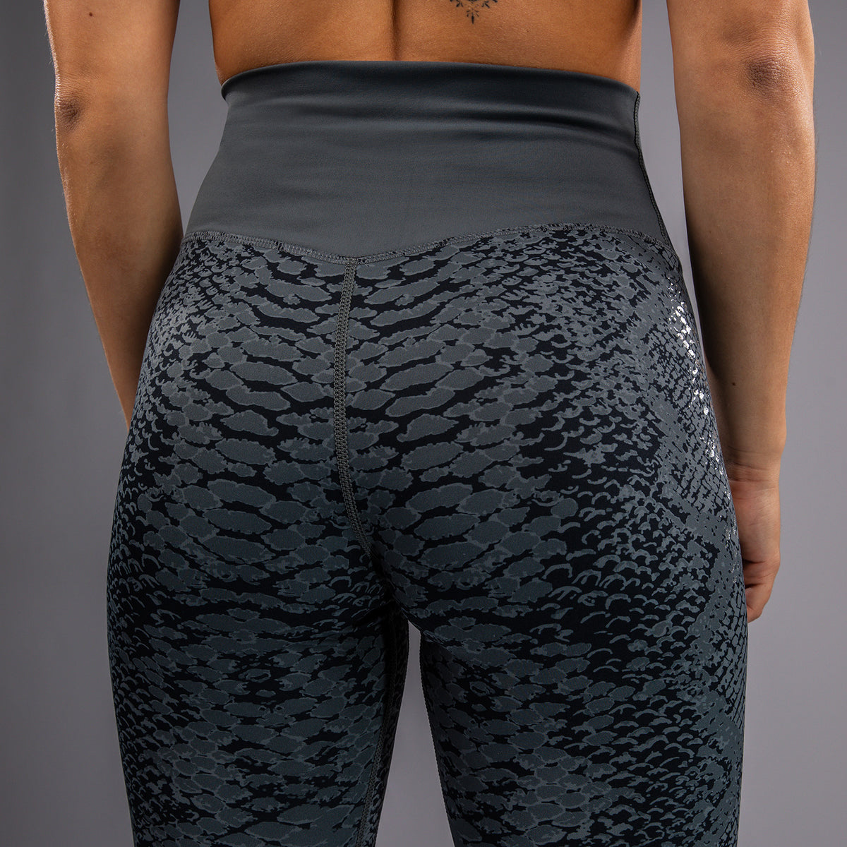 Leggings longs pour Femmes Venum Amazonia - Gris foncé - product-type_Leggings