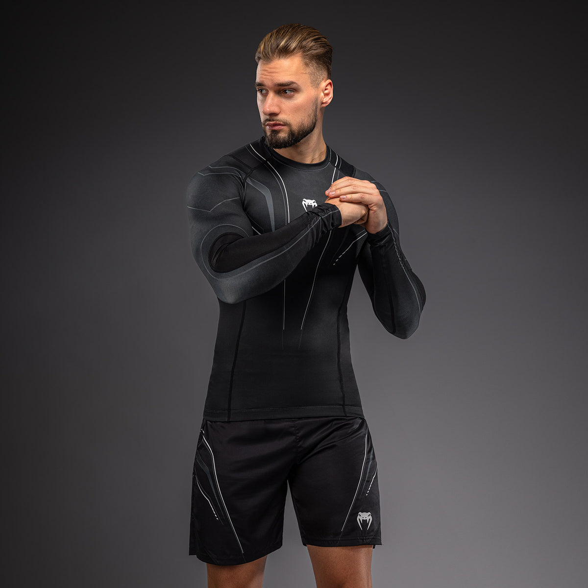 Rashguard à Manches Longues Venum Streamline – Noir/Blanc - product-type_T-Shirts de Compression