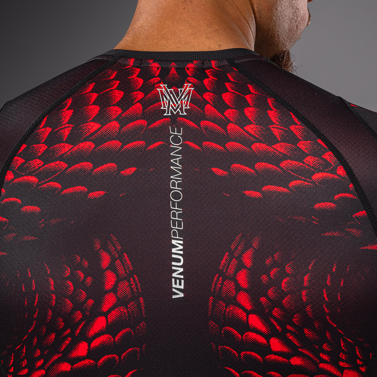 Rashguard à Manches Courtes Venum Matupa - Noir/Rouge/Argent - product-type_T-Shirts de Compression