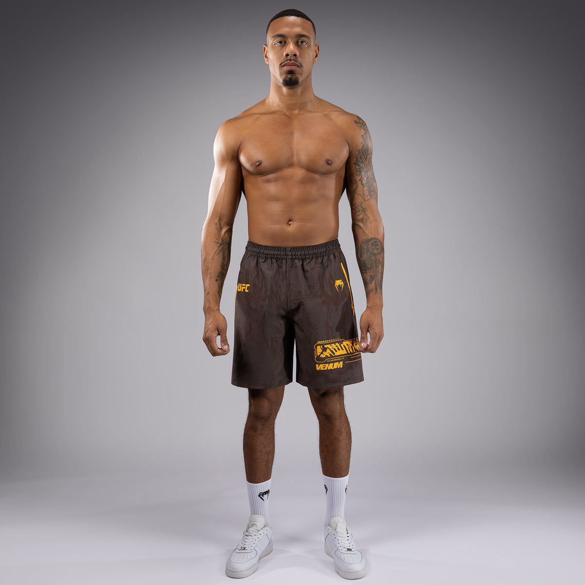 Shorts Performance pour Hommes UFC Fusion by Venum Fight Week - Marron Terrestre - product-type_Shorts de training