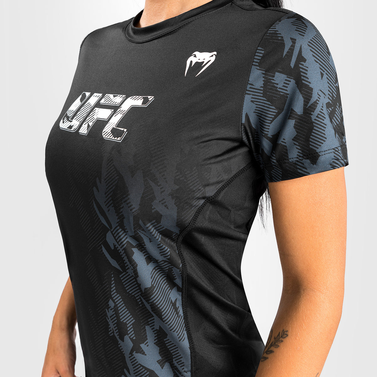T-shirt Performance à Manches Courtes Femme Venum UFC Authentic Fight Week – Noir - product-type_T-Shirts Dry Tech