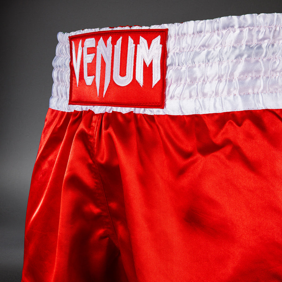 Short de Muay Thaï Venum Classic – Rouge - product-type_Shorts de Muay Thai