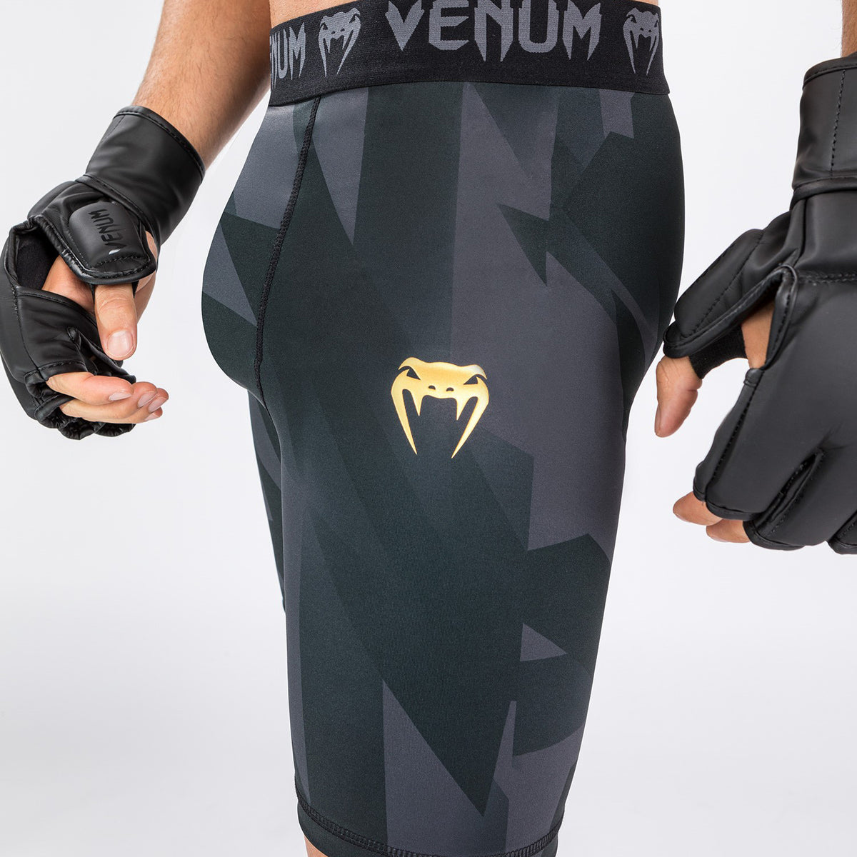 Short de compression Venum Razor - Noir/Or - product-type_Shorts de compression